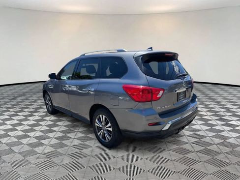 Used 2019 Nissan Pathfinder SV w/ SV Tech Package AWD/4WD image 5
