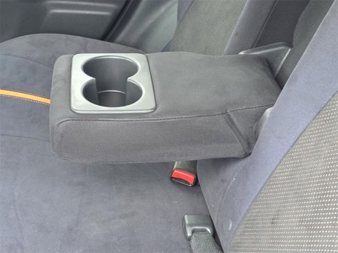 Used 2016 Nissan Versa Note SR image 10