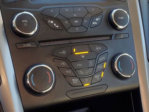 Used 2018 Ford Fusion S image 19