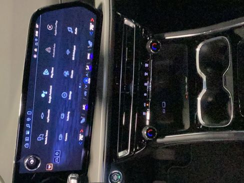 New 2026 Chevrolet Traverse LT w/ Driver Confidence Package image 14