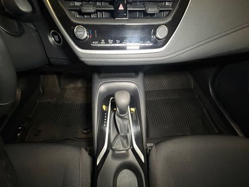 Used 2024 Toyota Corolla SE FWD image 11