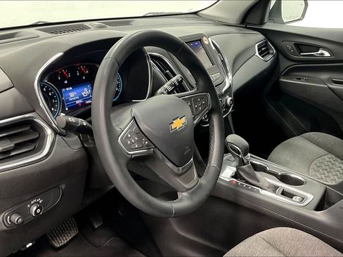 Used 2024 Chevrolet Equinox LT image 16