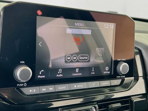 Used 2022 Nissan Pathfinder S AWD/4WD image 14