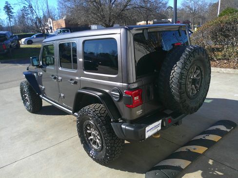 Used 2021 Jeep Wrangler Unlimited Rubicon w/ Trailer Tow Package image 10