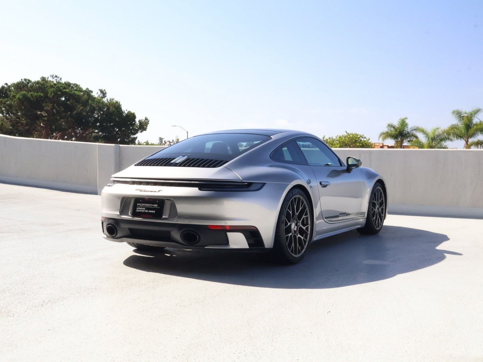 Certified 2024 Porsche 911 Carrera RWD image 9