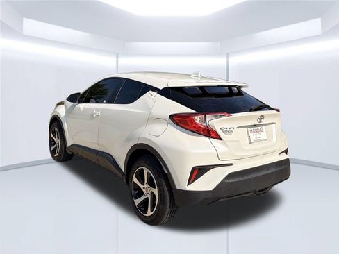 Used 2020 Toyota C-HR LE FWD image 9
