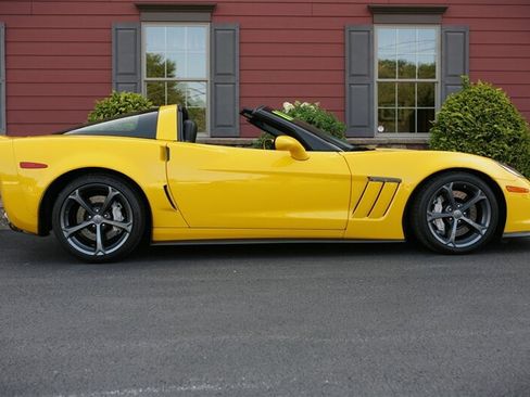 Used 2011 Chevrolet Corvette Grand Sport RWD image 11