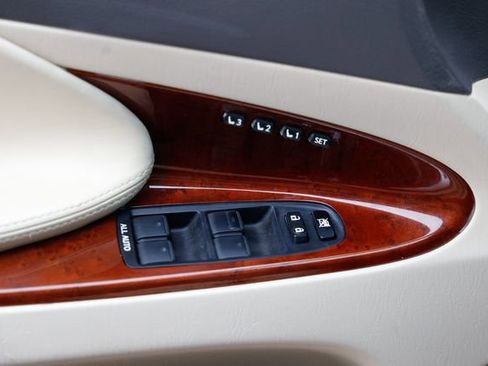 Used 2011 Lexus GS 450h w/ Preferred Accessory Package image 42