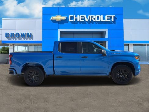 New 2026 Chevrolet Silverado 1500 Custom image 2