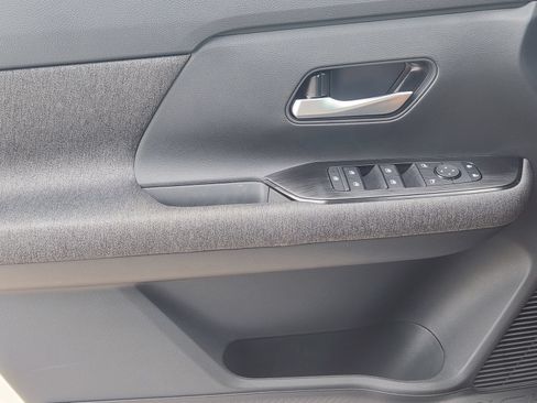 New 2026 Nissan Kicks SV w/ Charging Package FWD image 21