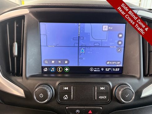 Used 2023 GMC Terrain SLT w/ Tech Package image 28