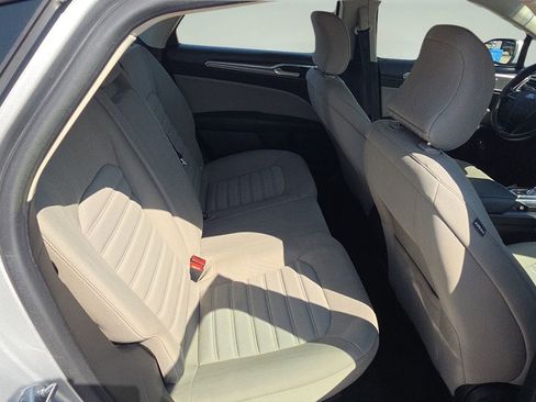 Used 2018 Ford Fusion S image 26