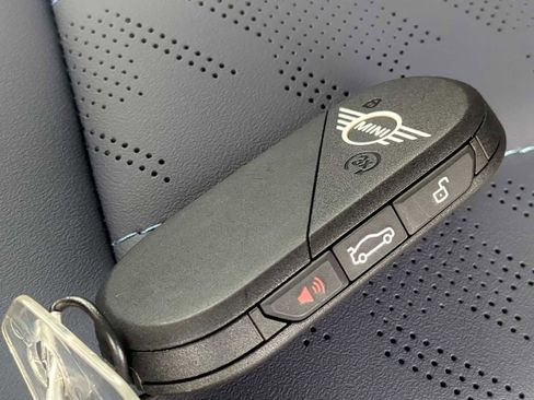 New 2026 MINI Cooper S image 37