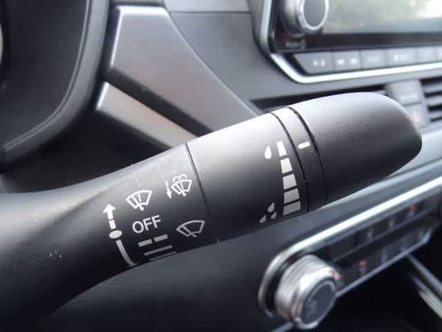 Used 2023 Nissan Altima 2.5 SR FWD image 20