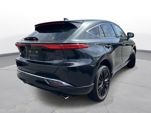 Used 2023 Toyota Venza Nightshade image 5