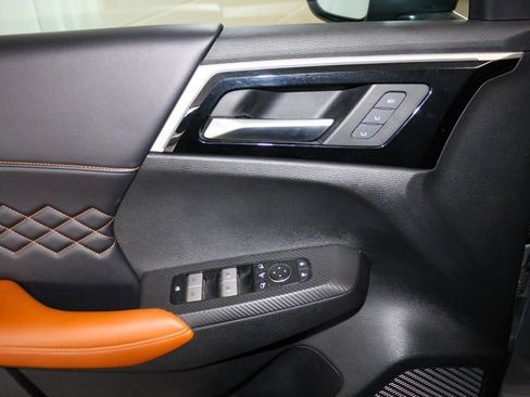 Used 2022 Mitsubishi Outlander SEL image 11