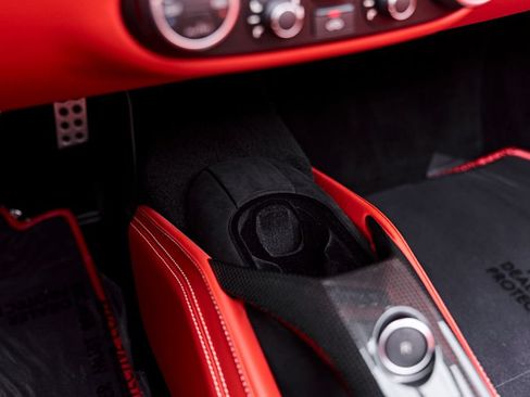 Used 2018 Ferrari 488 Spider RWD image 78