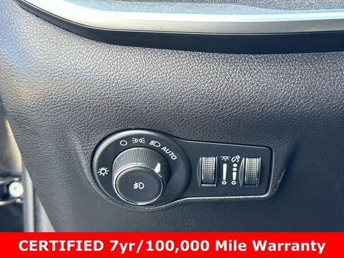 Used 2023 Jeep Compass Latitude w/ Convenience Group AWD/4WD image 24