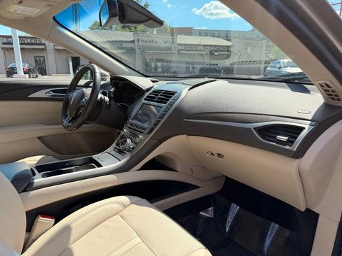 Used 2020 Lincoln MKZ Reserve w/ Elements Package AWD/4WD image 21