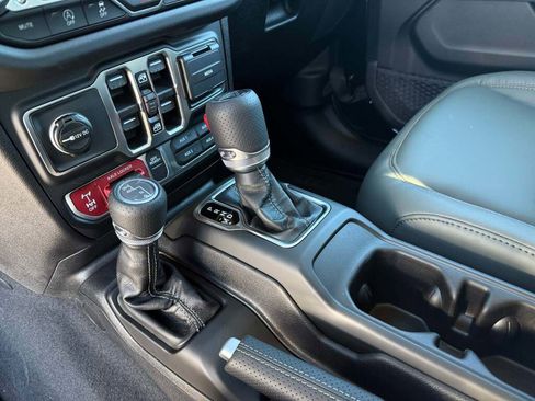 New 2026 Jeep Gladiator Mojave image 24