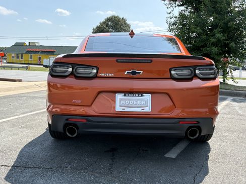 Used 2022 Chevrolet Camaro LT w/ RS Package RWD image 4