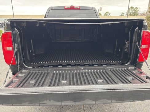 Used 2019 Chevrolet Colorado W/T image 7