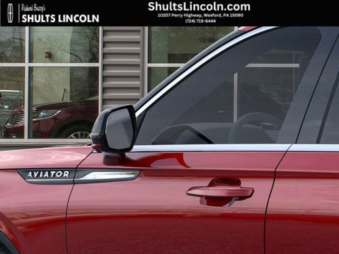 New 2026 Lincoln Aviator AWD image 21