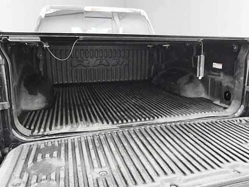 Used 2021 RAM 1500 Big Horn AWD/4WD image 38
