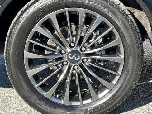 Certified 2024 INFINITI QX80 Sensory image 26