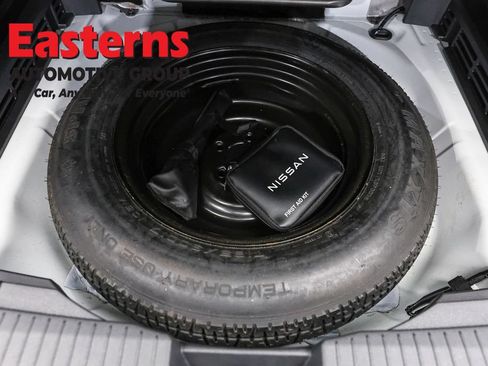 Used 2023 Nissan Rogue S AWD/4WD image 23