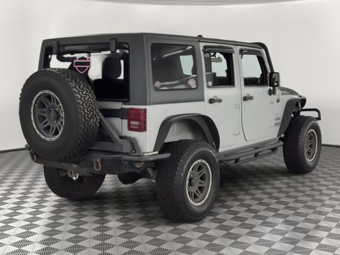 Used 2012 Jeep Wrangler Unlimited Sport AWD/4WD image 9
