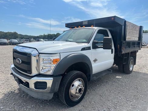 Used 2014 Ford F550 4x4 Regular Cab Super Duty image 9