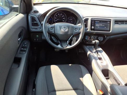 Certified 2021 Honda HR-V Sport image 10
