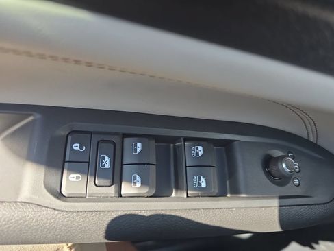 New 2026 Jeep Compass Limited AWD/4WD image 28
