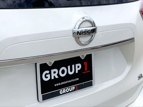 Used 2016 Nissan Rogue SL w/ SL Premium Package FWD image 31