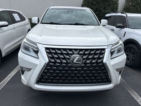 Used 2020 Lexus GX 460 Premium image 2