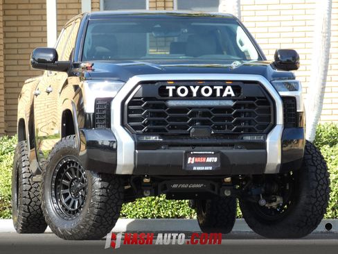Used 2024 Toyota Tundra Limited w/ Power Package AWD/4WD image 1