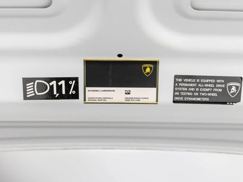 Used 2020 Lamborghini Huracan EVO AWD/4WD image 41