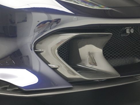 Certified 2022 Ferrari 812 Competizione RWD image 33
