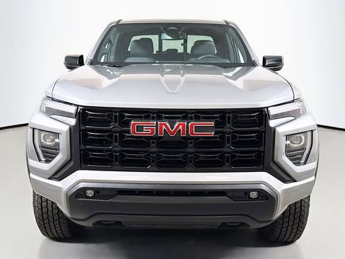 Certified 2025 GMC Canyon Elevation w/ Convenience Package image 2