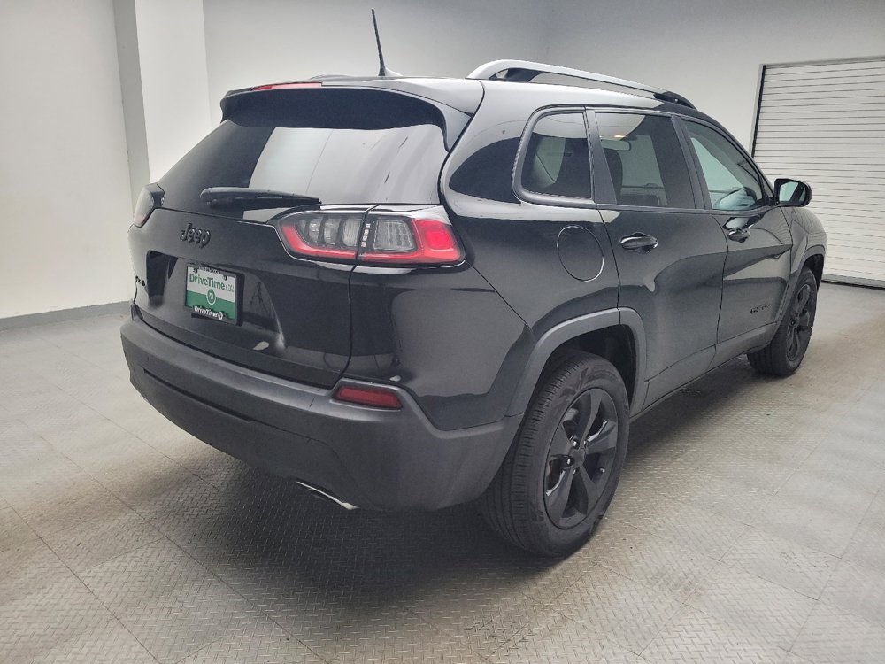 Used 2019 Jeep Cherokee Latitude Plus AWD/4WD image 9