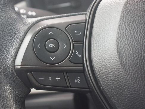 Used 2024 Toyota Corolla LE FWD image 8