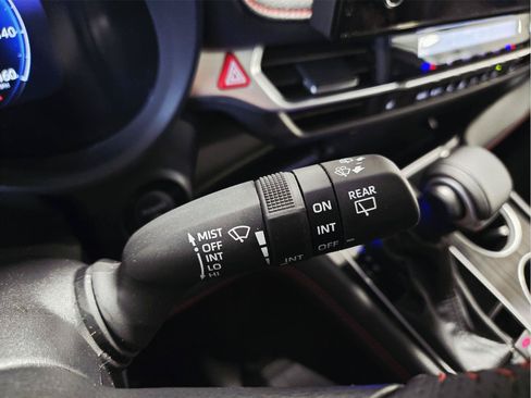 Used 2026 Toyota Sienna XSE FWD image 19