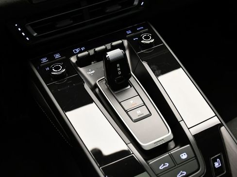 Used 2023 Porsche 911 Carrera GTS image 35