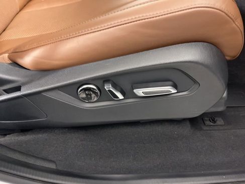 Used 2022 Acura MDX SH-AWD w/ Technology Package image 9