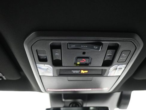 Certified 2023 Toyota Sequoia Platinum image 17