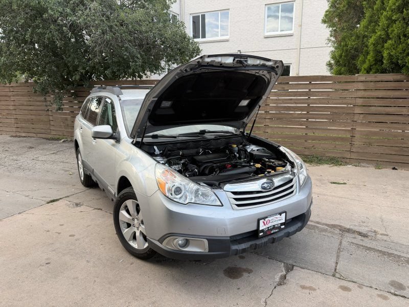 Used 2012 Subaru Outback 2.5i Premium w/ All-Weather Pkg AWD/4WD image 19