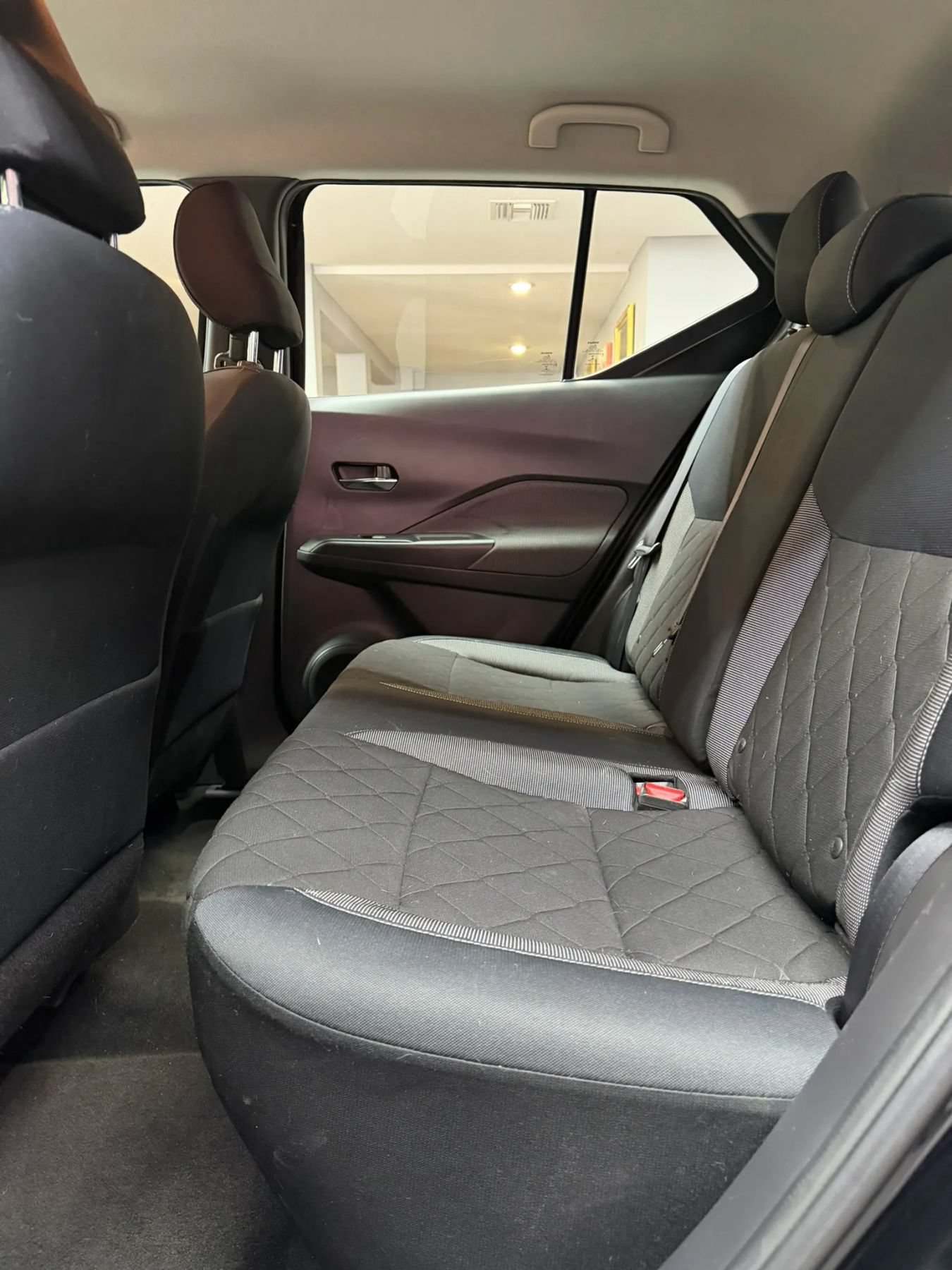 Used 2018 Nissan Kicks SV FWD image 23