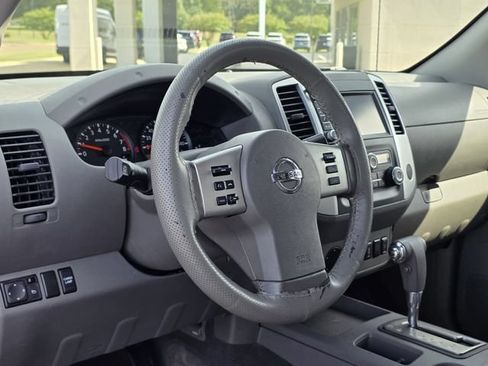 Used 2019 Nissan Frontier SV w/ Value Truck Package RWD image 22