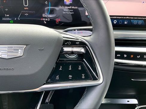 Used 2024 Cadillac Lyriq Luxury w/ LPO, Floor Liner Package AWD/4WD image 12